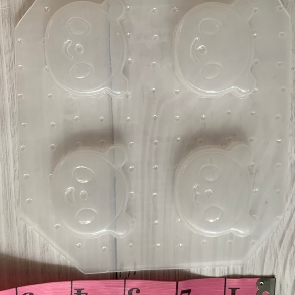 Panda Face Bathbomb Mold- EUC - Picture 3 of 4